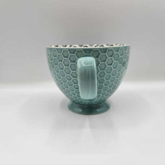 Signature Housewares Footed Ceramic Mug Mint Green Honeycomb Embossed - Picture 2 of 6